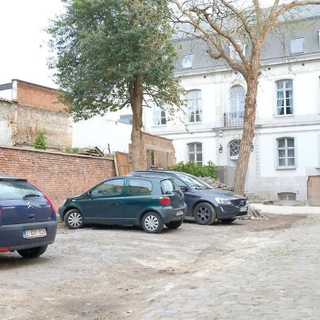 La Maison De La Duchesse De La Valliere - Chambre Rosaline - Parking Prive Gratuit Mons Exterior foto